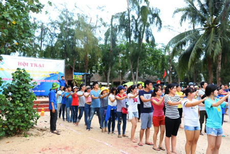  Hội trại truyền thống chào mừng kỷ niệm 85 năm ngày thành lập Đoàn TNCS Hồ Chí Minh (26/3/1931 – 26/3/2016)