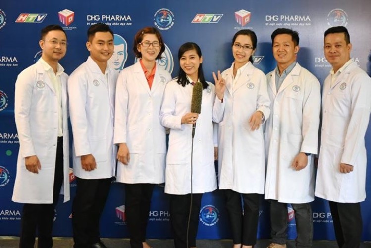 Hội thi "Đặc nhiệm blouse trắng"